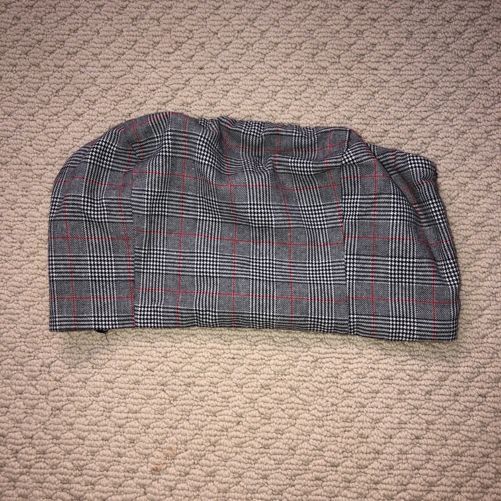Romwe grey,black,white and red striped top.